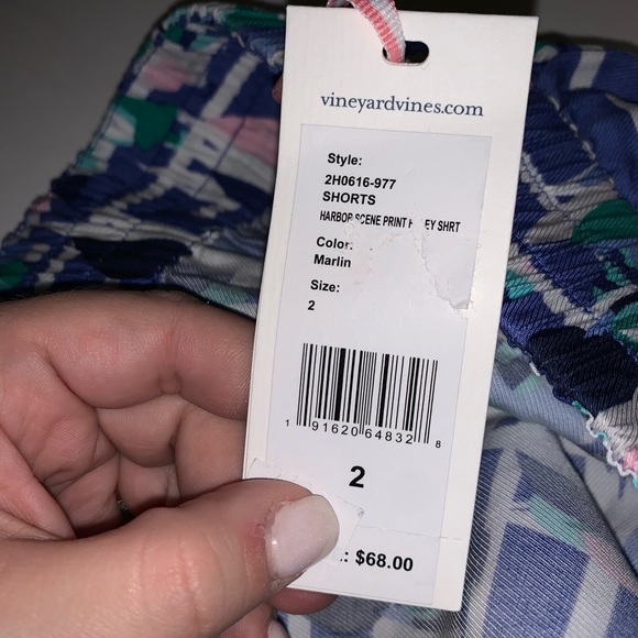 VINEYARD VINES HARBOR SCENE PRINT FOLEY SHORTS 🩳 - Picture 4 of 4